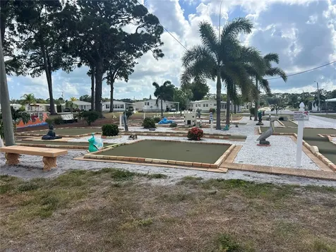 4775 Tri Par Drive Sarasota FL 34234