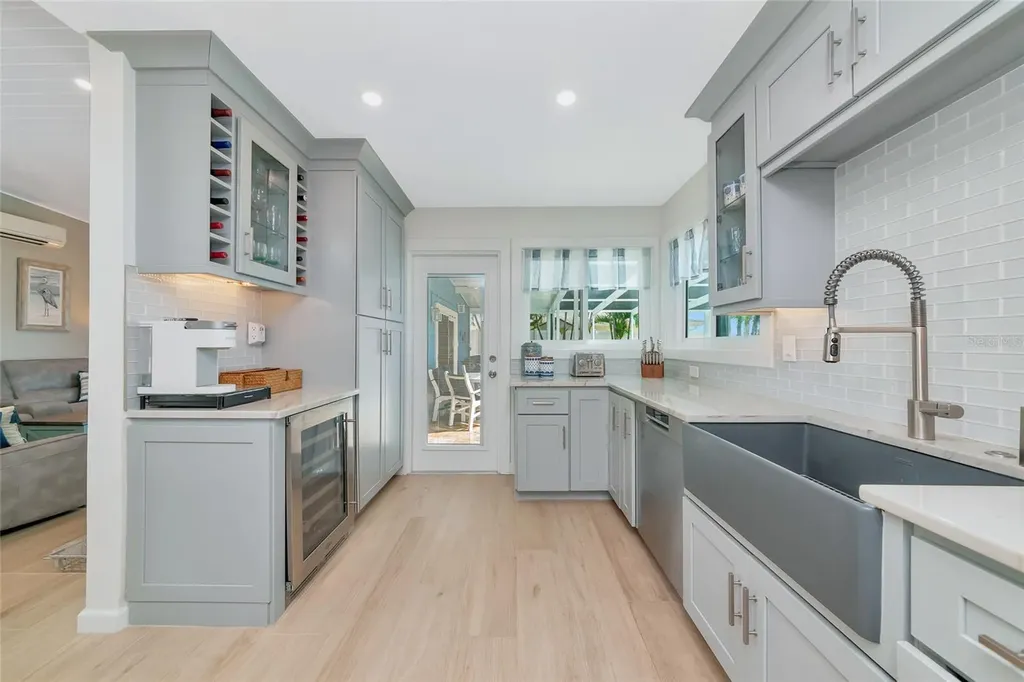9923 Spoonbill Road E Bradenton FL 34209