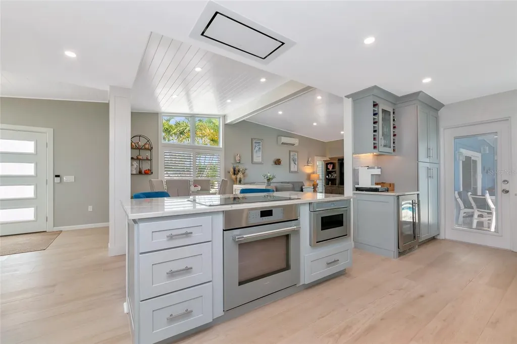 9923 Spoonbill Road E Bradenton FL 34209