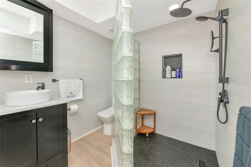 9923 Spoonbill Road E Bradenton FL 34209