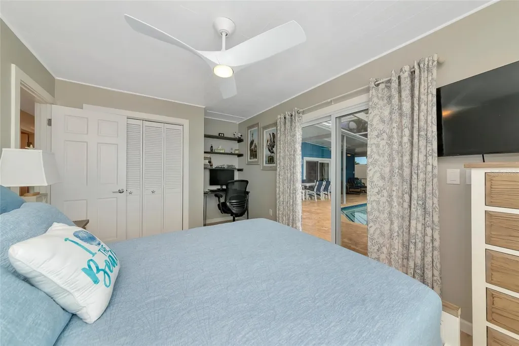 9923 Spoonbill Road E Bradenton FL 34209