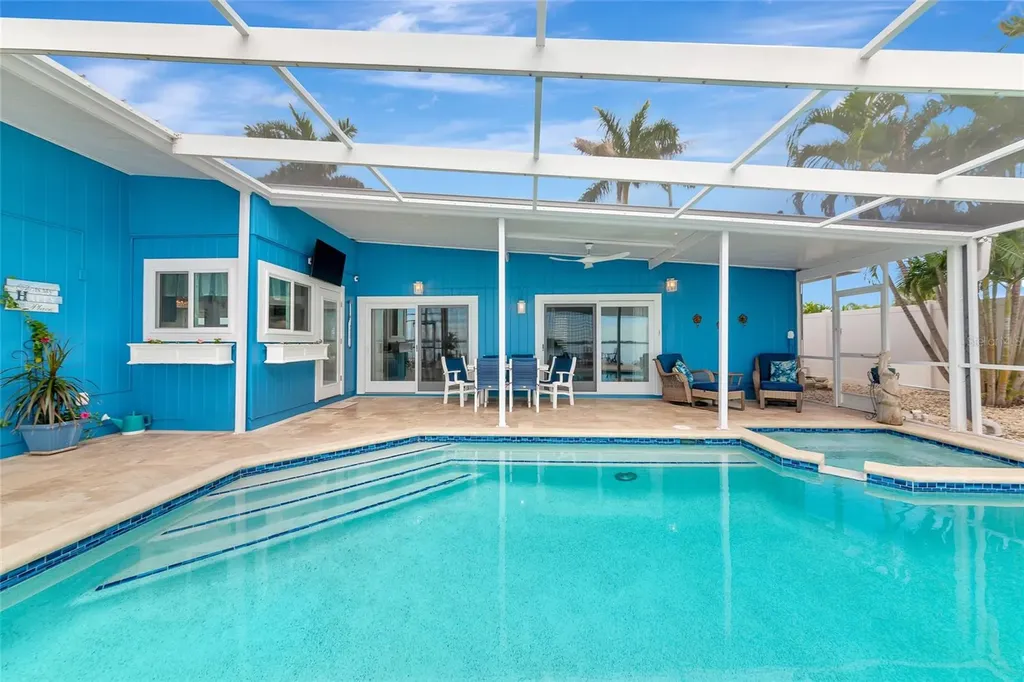 9923 Spoonbill Road E Bradenton FL 34209
