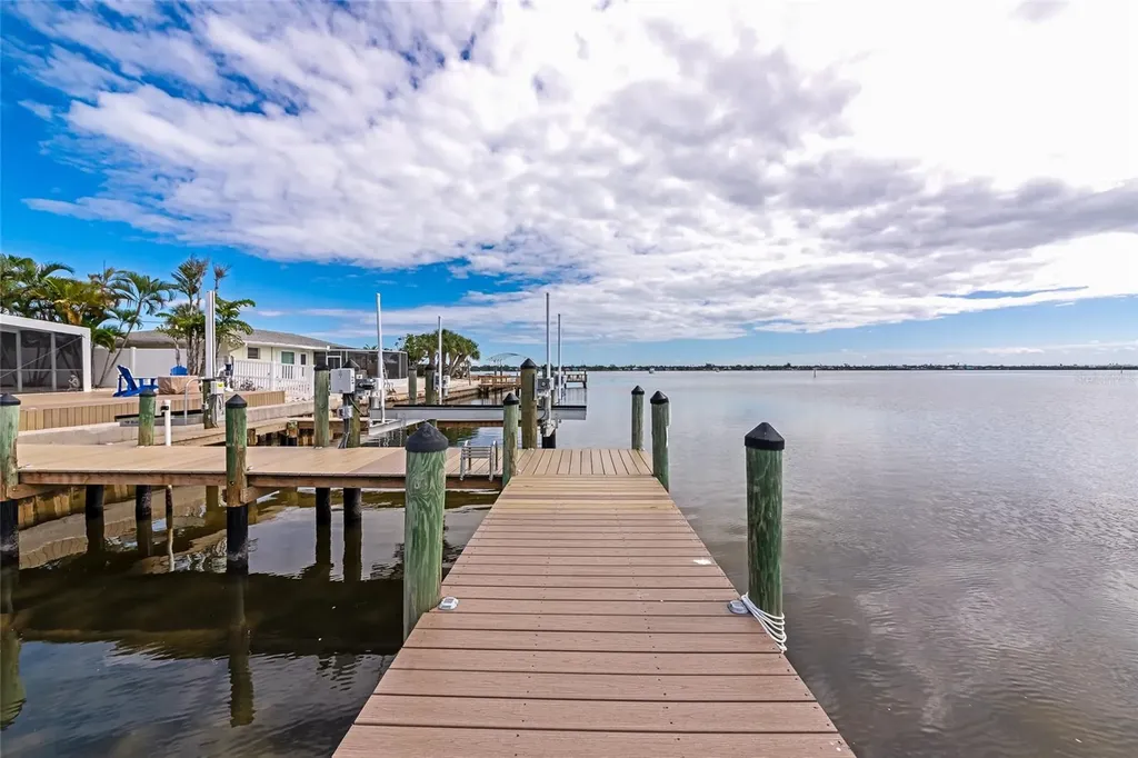 9923 Spoonbill Road E Bradenton FL 34209