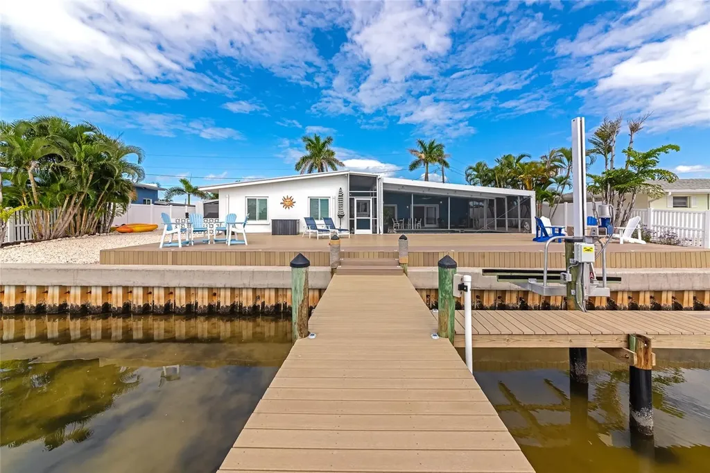 9923 Spoonbill Road E Bradenton FL 34209
