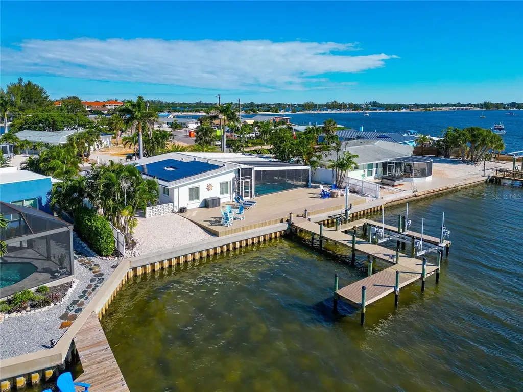 9923 Spoonbill Road E Bradenton FL 34209