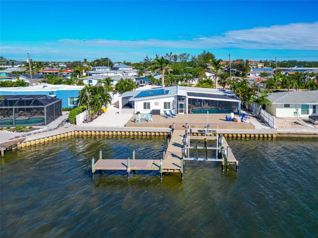 9923 Spoonbill Road E Bradenton FL 34209