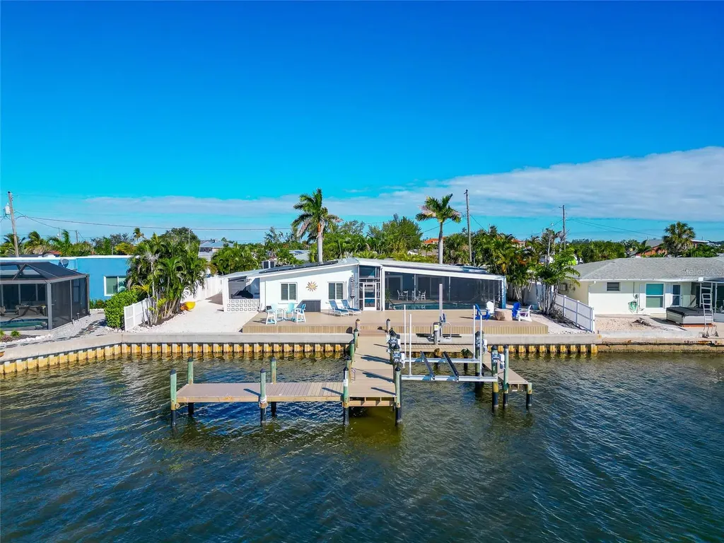 9923 Spoonbill Road E Bradenton FL 34209