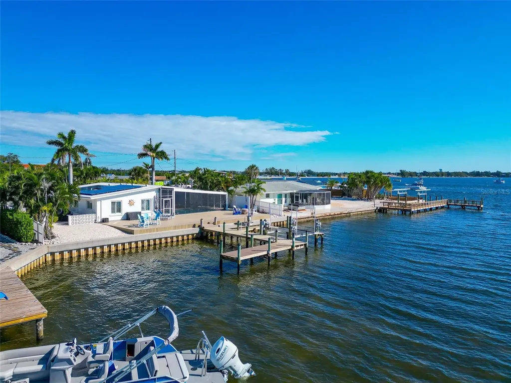 9923 Spoonbill Road E Bradenton FL 34209
