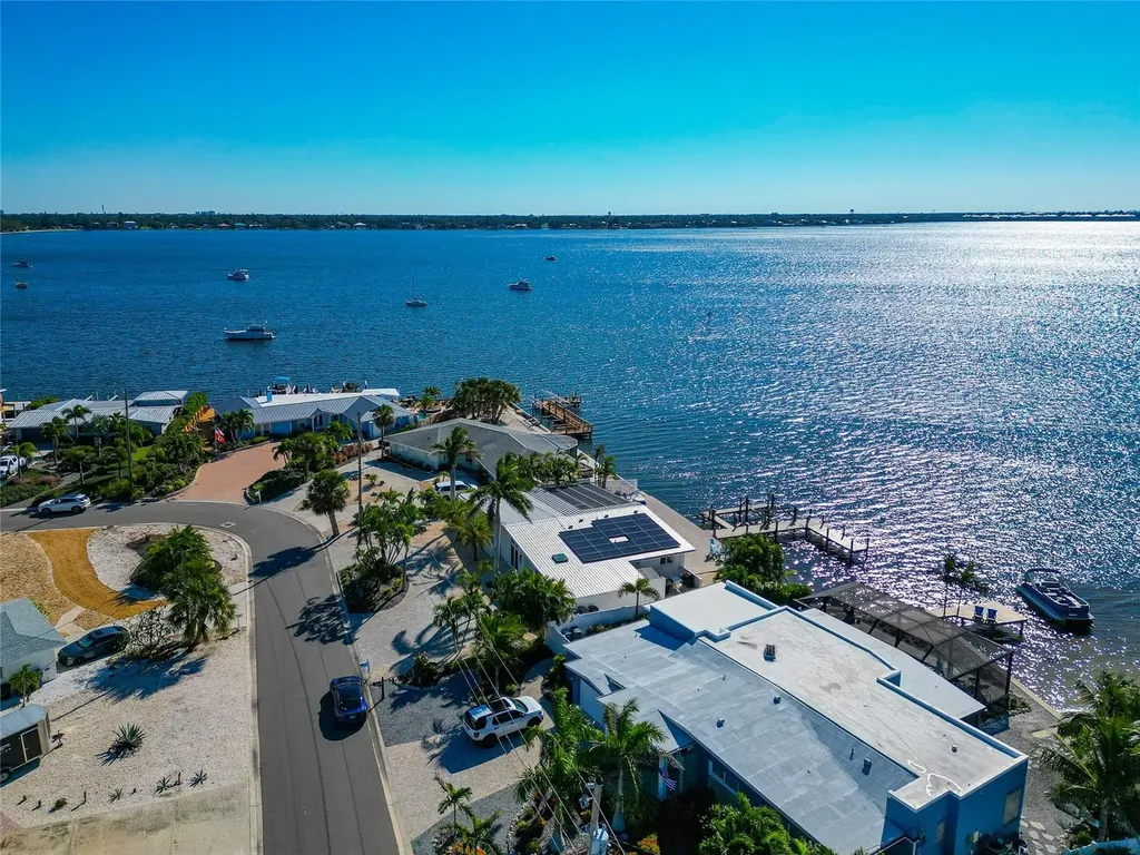 9923 Spoonbill Road E Bradenton FL 34209