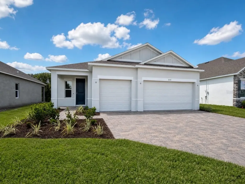 808 Sunshower Drive Lady Lake FL 32159