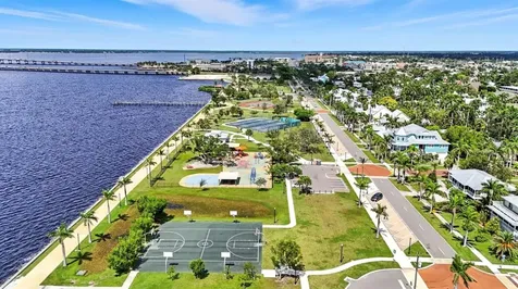 301 E Grace Street Punta Gorda FL 33950