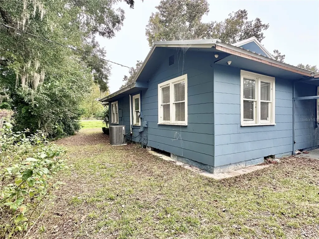 1515 NE 55th Street Ocala FL 34479