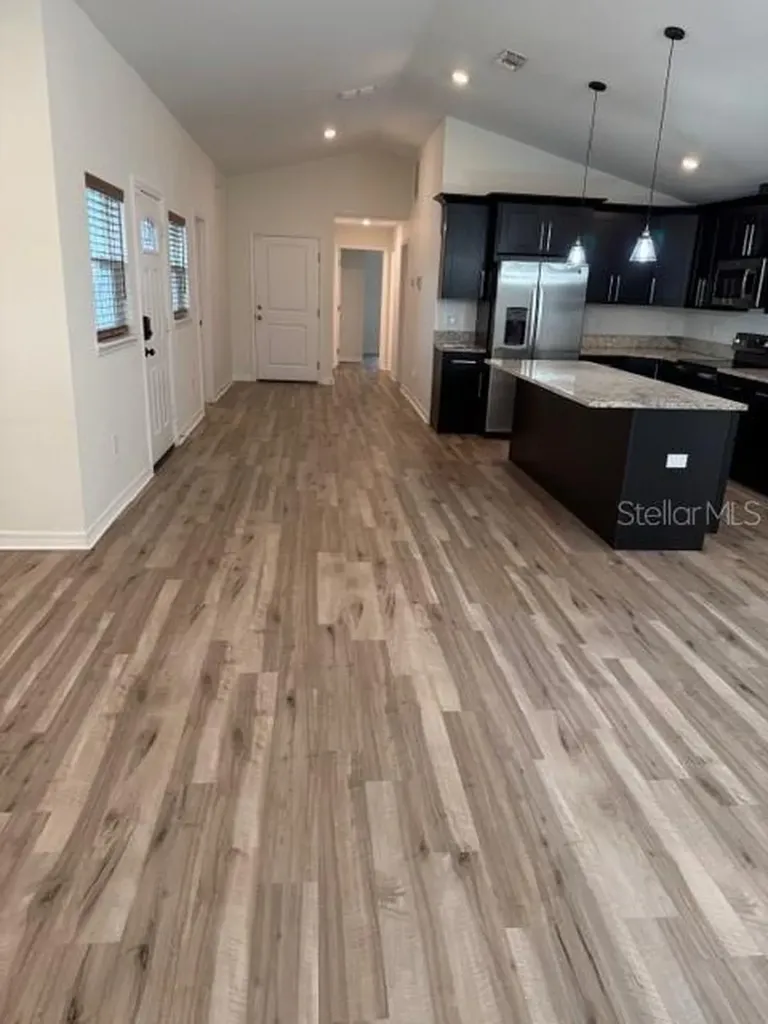 902 W Alsobrook Street Plant City FL 33563