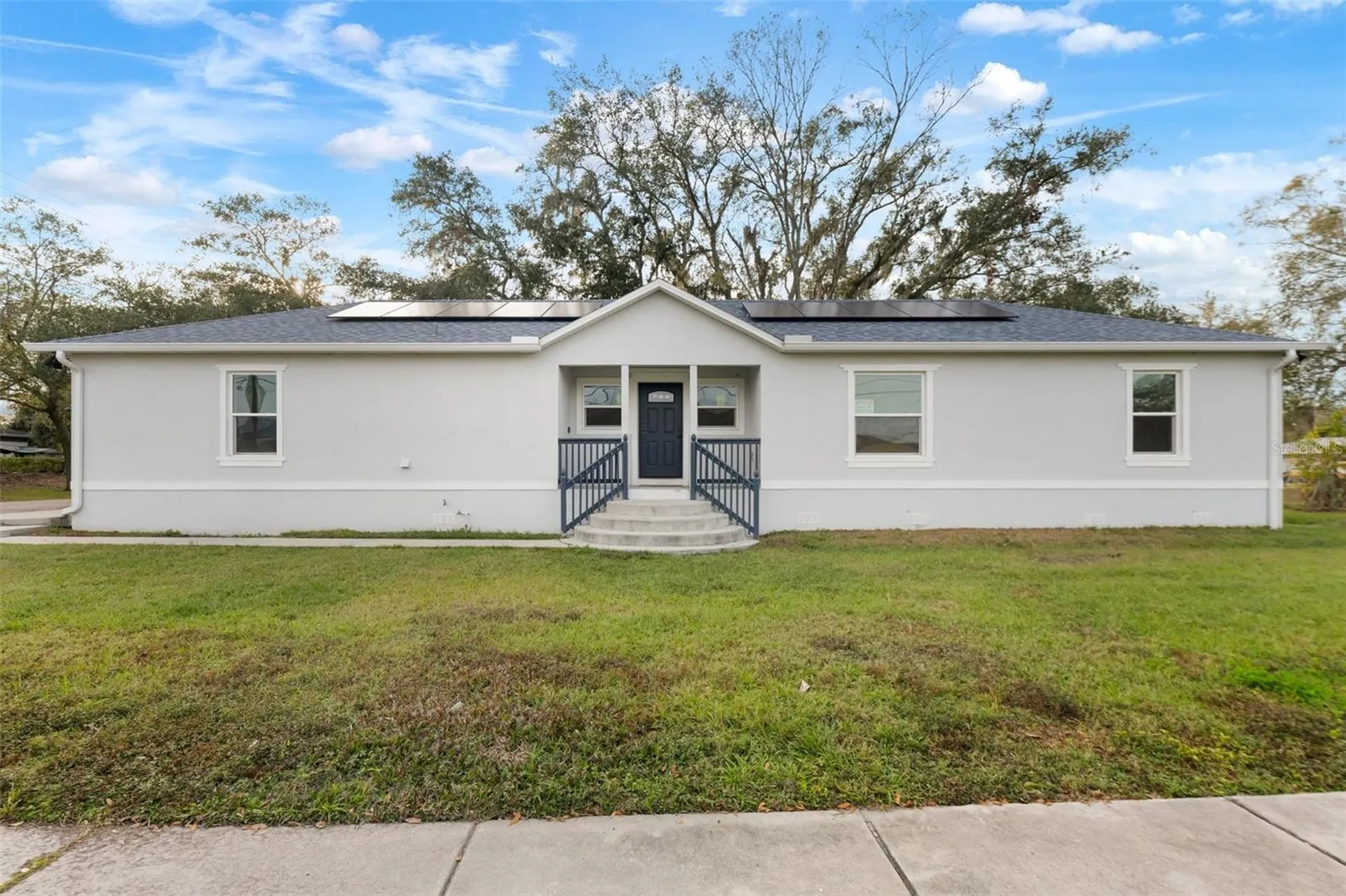 902 W Alsobrook Street Plant City FL 33563