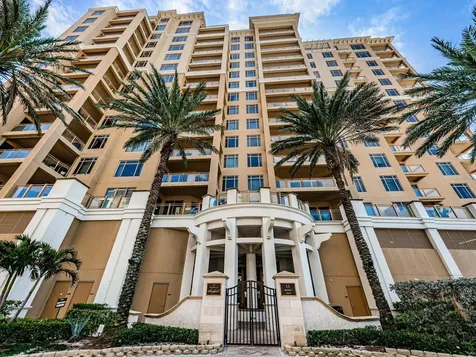 11 Baymont Street Clearwater Beach FL 33767