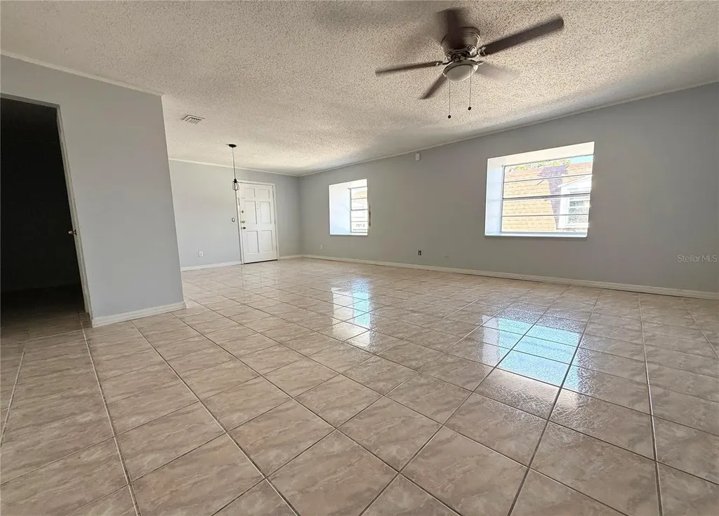 9002 Tudor Drive Tampa FL 33615