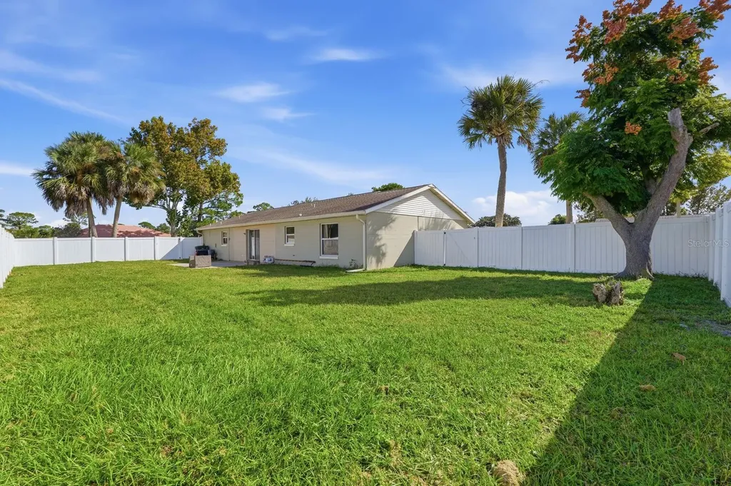 145 Springwood Drive Daytona Beach FL 32119