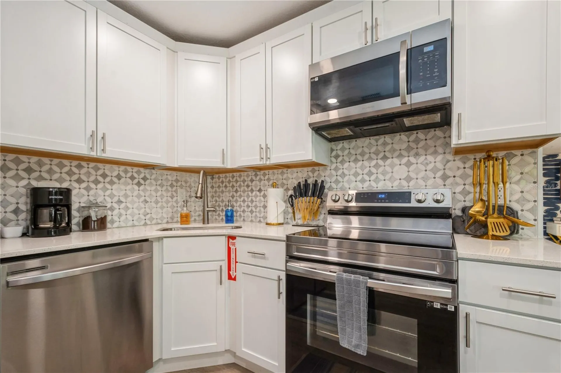 6225 76th Avenue N Pinellas Park FL 33781