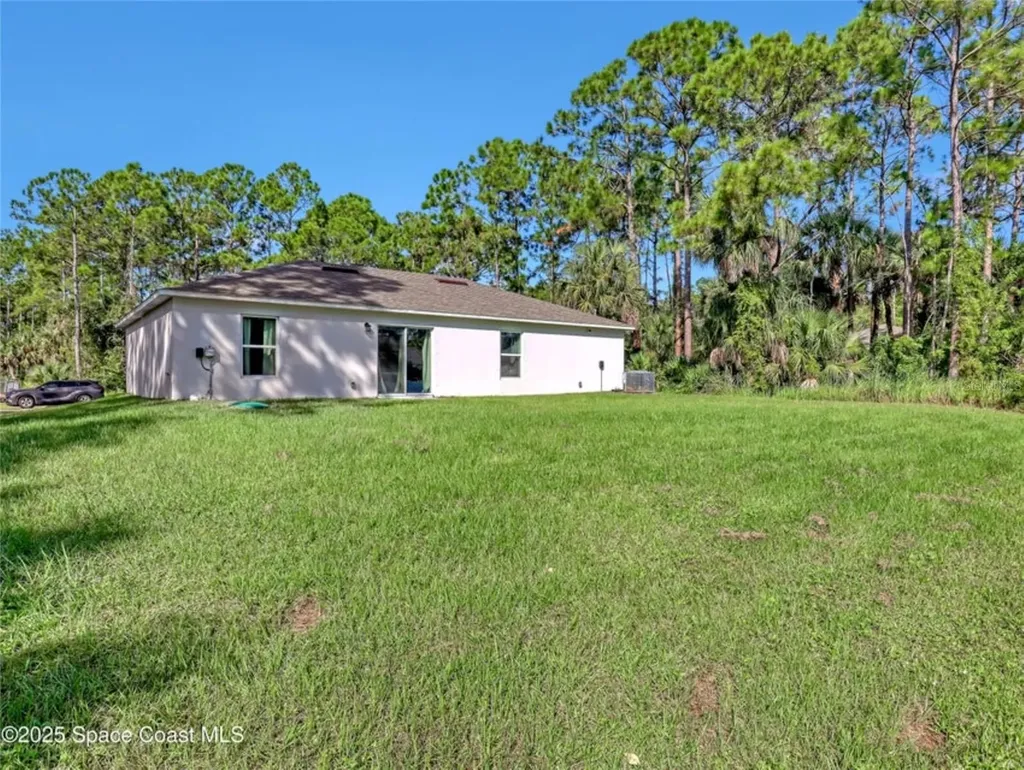 875 Natroma Avenue SW Palm Bay FL 32908