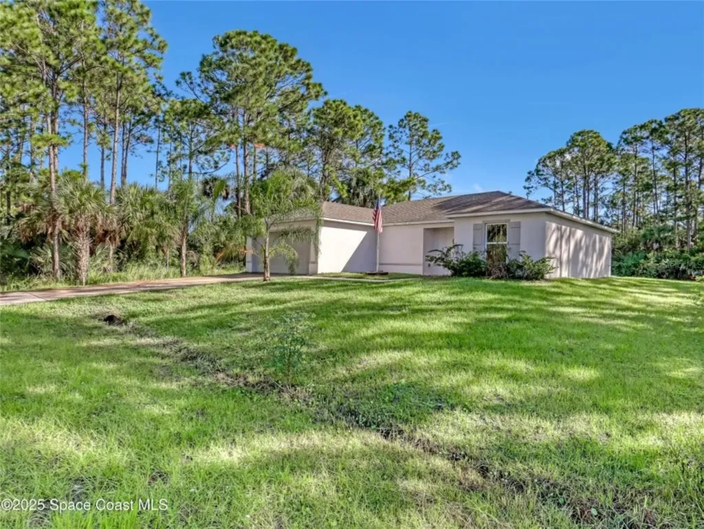 875 Natroma Avenue SW Palm Bay FL 32908