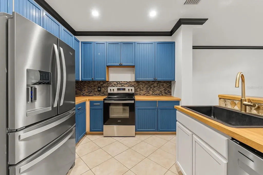 2204 1st Street Indian Rocks Beach FL 33785