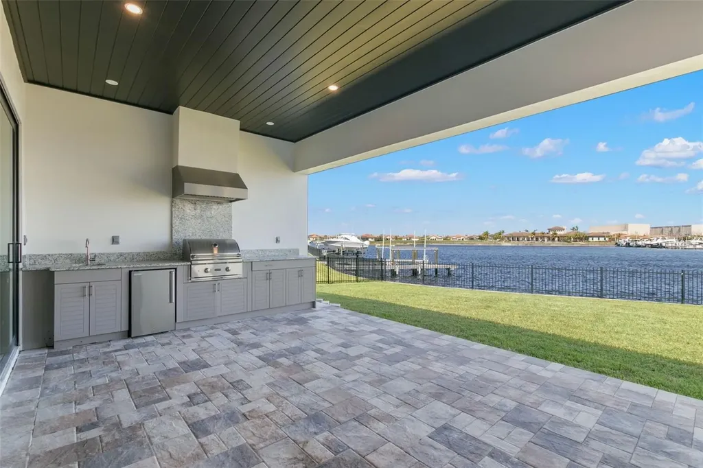 1810 4th Street E Palmetto FL 34221
