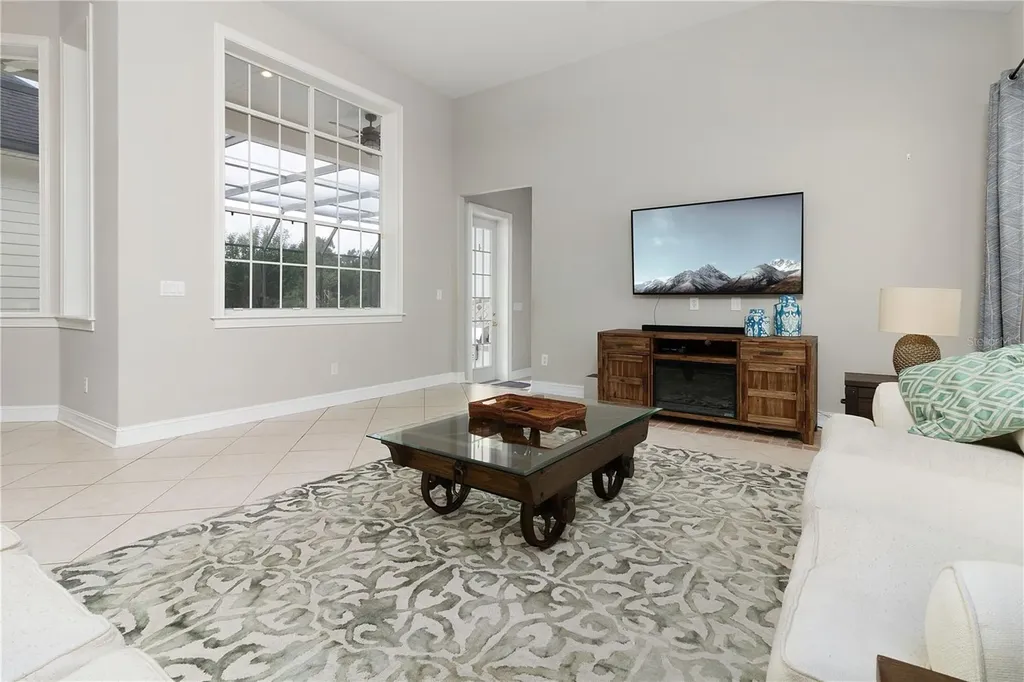 216 Eastpark Drive Kissimmee FL 34747