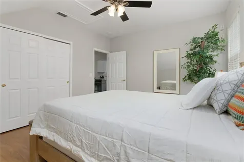 216 Eastpark Drive Kissimmee FL 34747