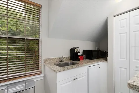 216 Eastpark Drive Kissimmee FL 34747