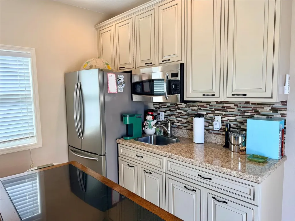 9588 SE 47th Way Webster FL 33597