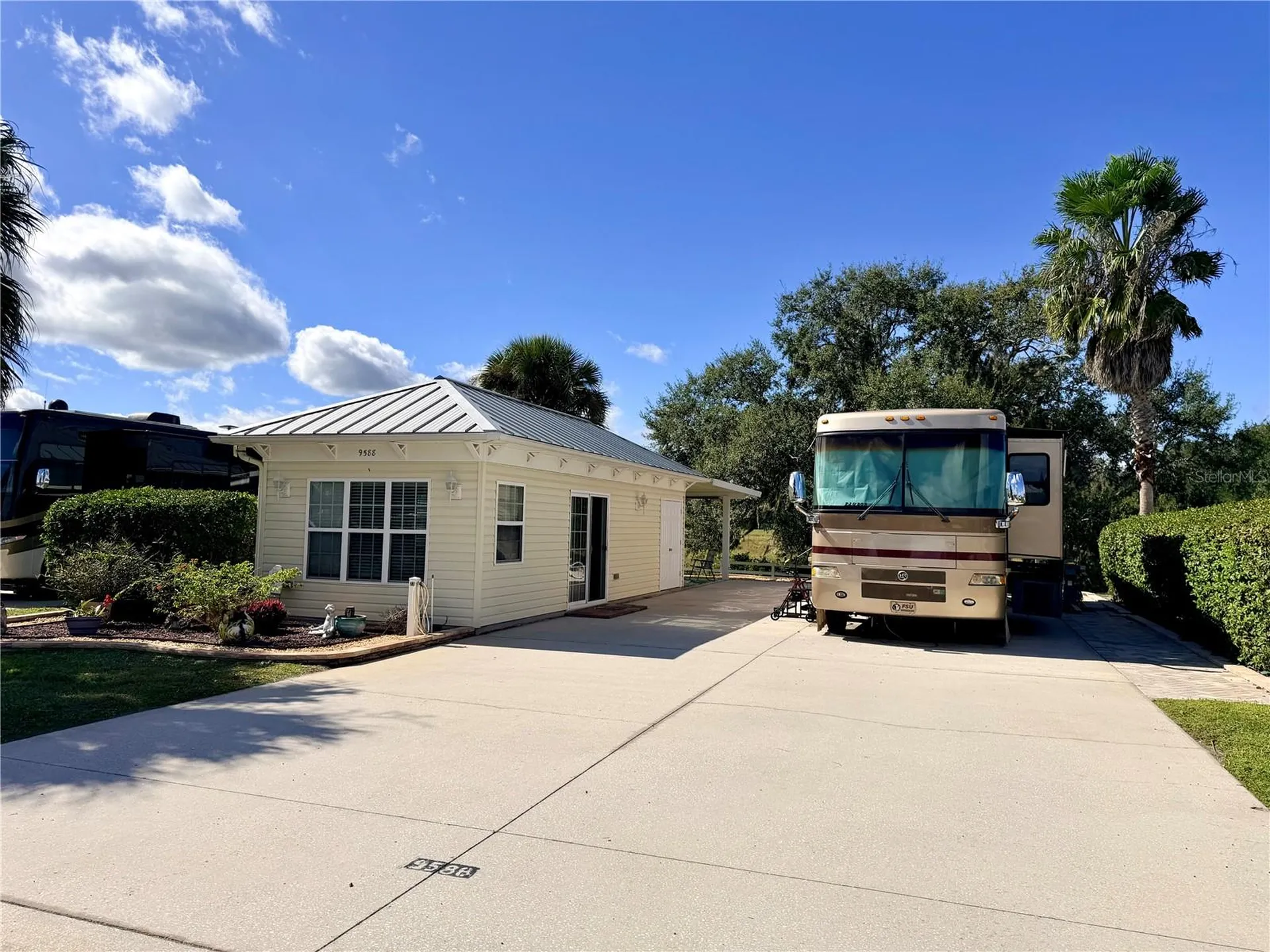 9588 SE 47th Way Webster FL 33597