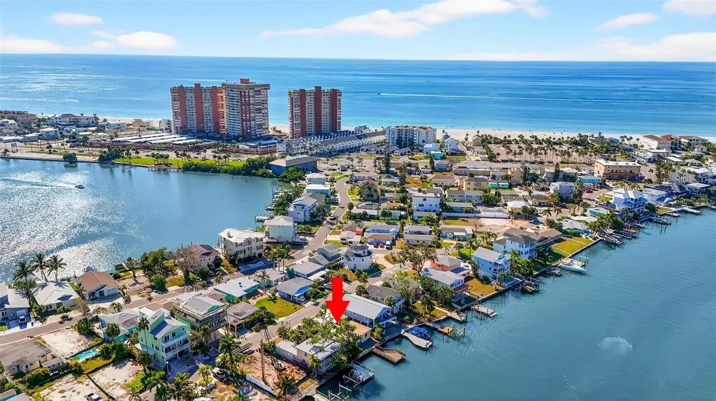 566 182nd Avenue E Redington Shores FL 33708