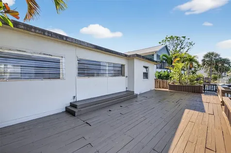 566 182nd Avenue E Redington Shores FL 33708