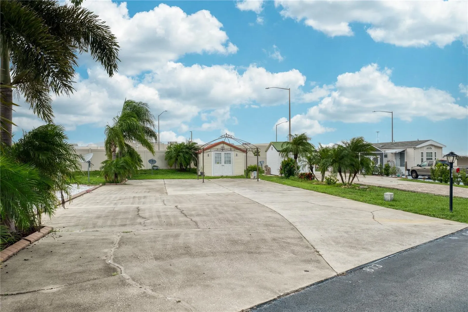 833 St George Drive Davenport FL 33837