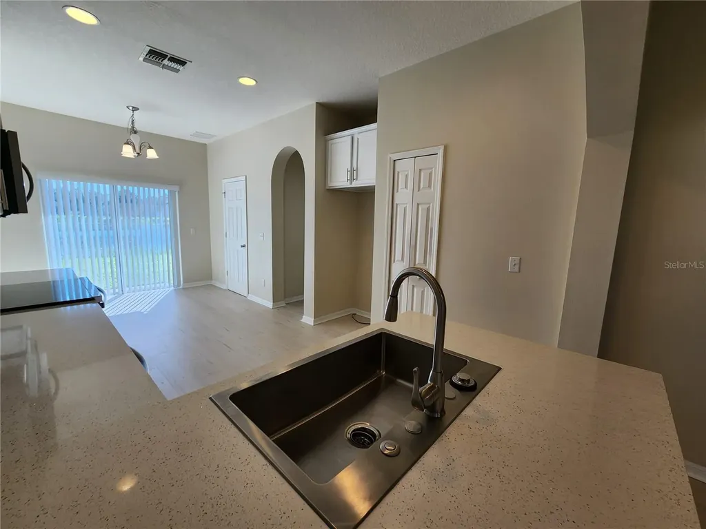 1049 N Honey Blossom Drive N Orlando FL 32824
