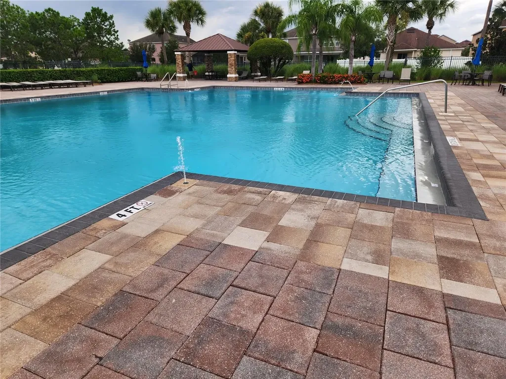 1049 N Honey Blossom Drive N Orlando FL 32824