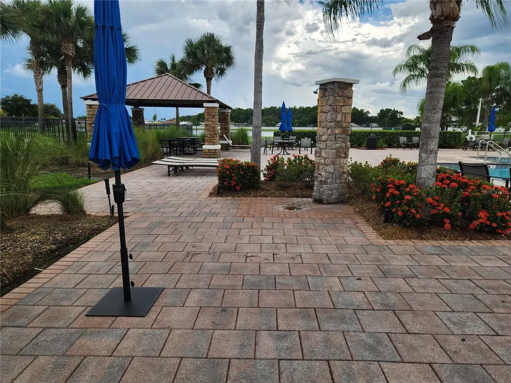 1049 N Honey Blossom Drive N Orlando FL 32824