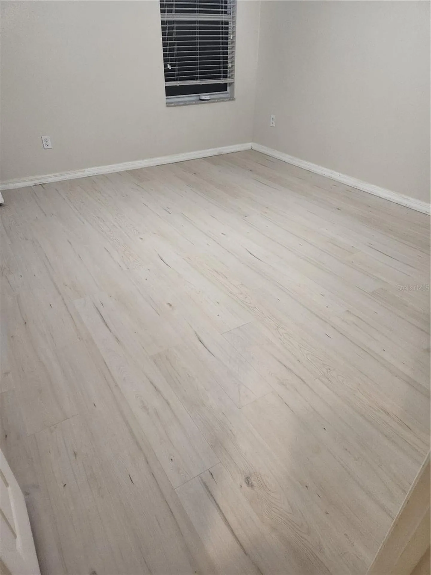 1049 N Honey Blossom Drive N Orlando FL 32824