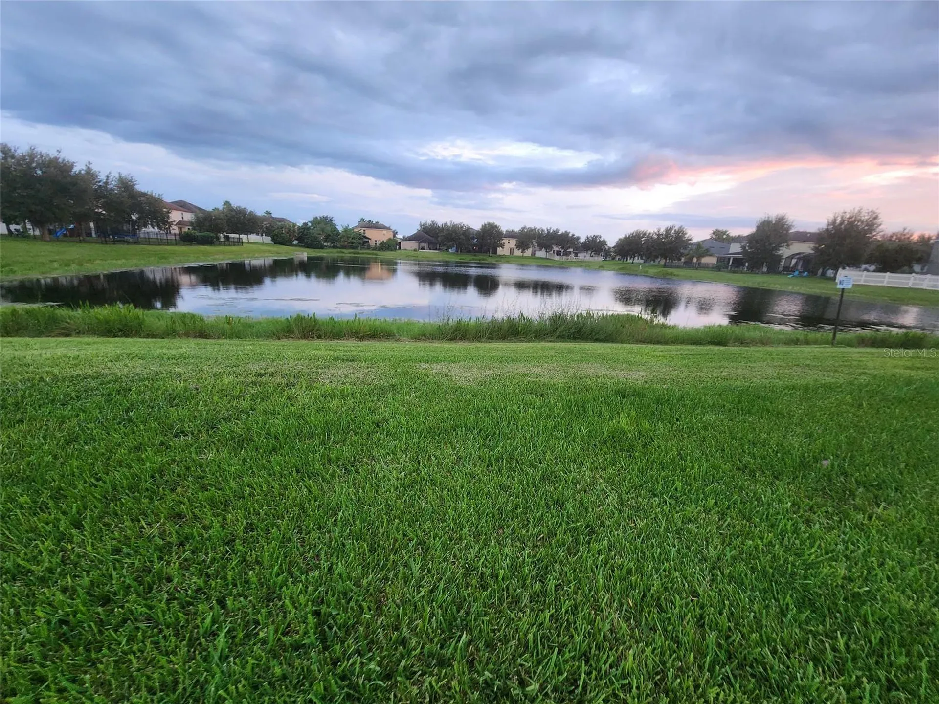 1049 N Honey Blossom Drive N Orlando FL 32824