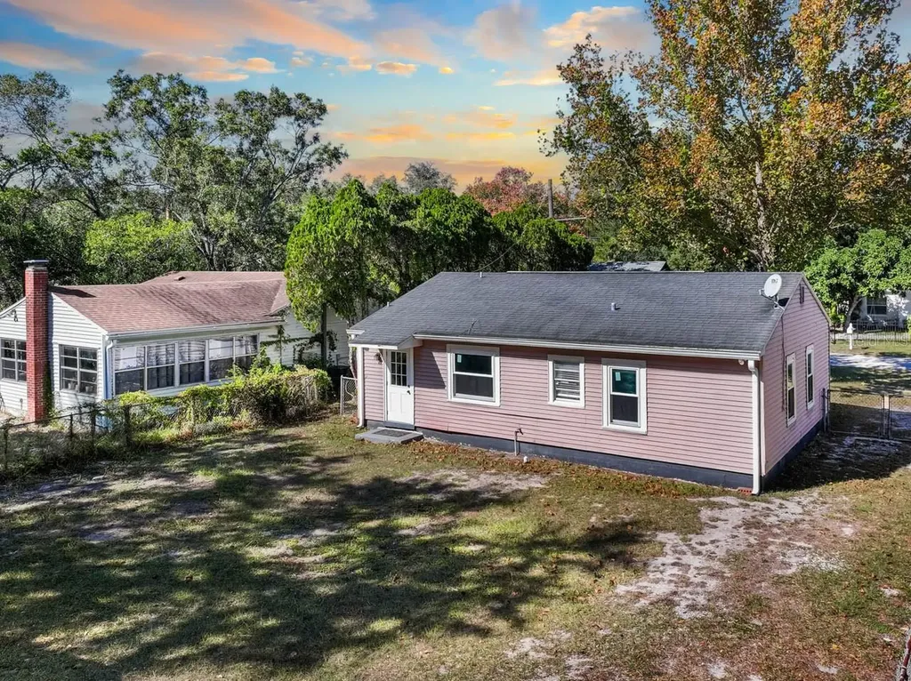 1217 Lambright Street Tampa FL 33604