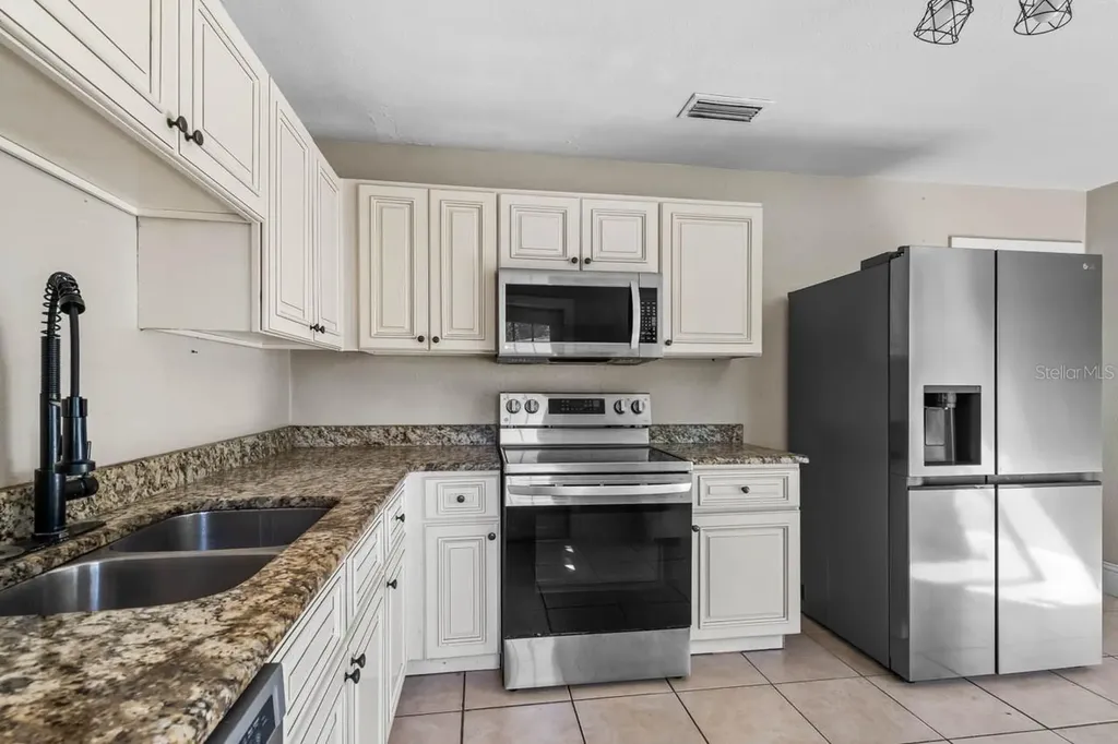 1217 Lambright Street Tampa FL 33604