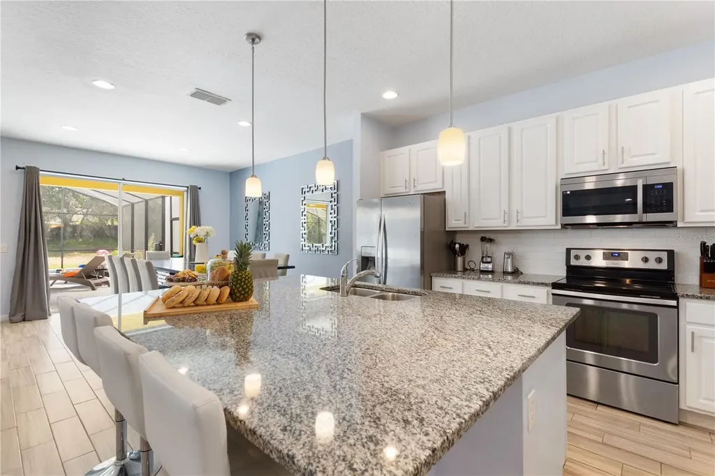 5252 Oakbourne Avenue Davenport FL 33837