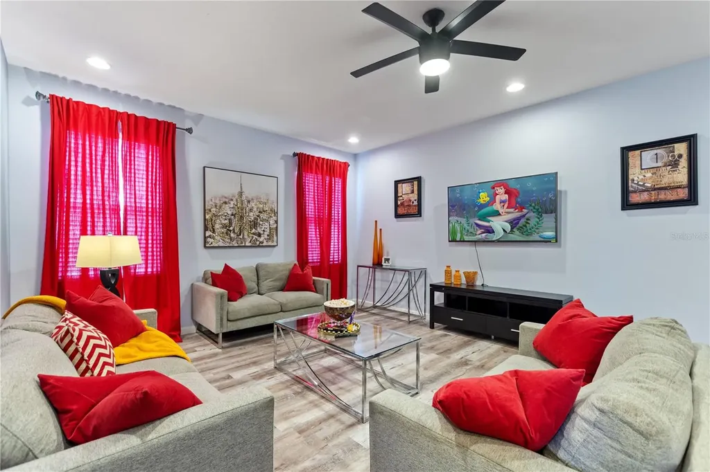 5252 Oakbourne Avenue Davenport FL 33837
