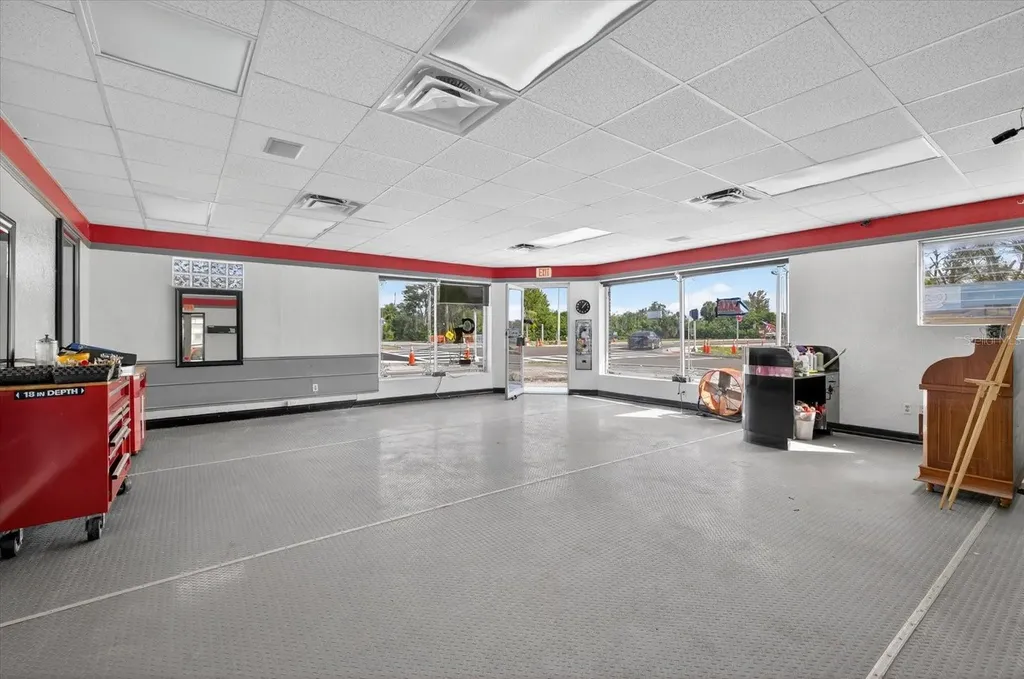 1201 N Pinellas Avenue Tarpon Springs FL 34689