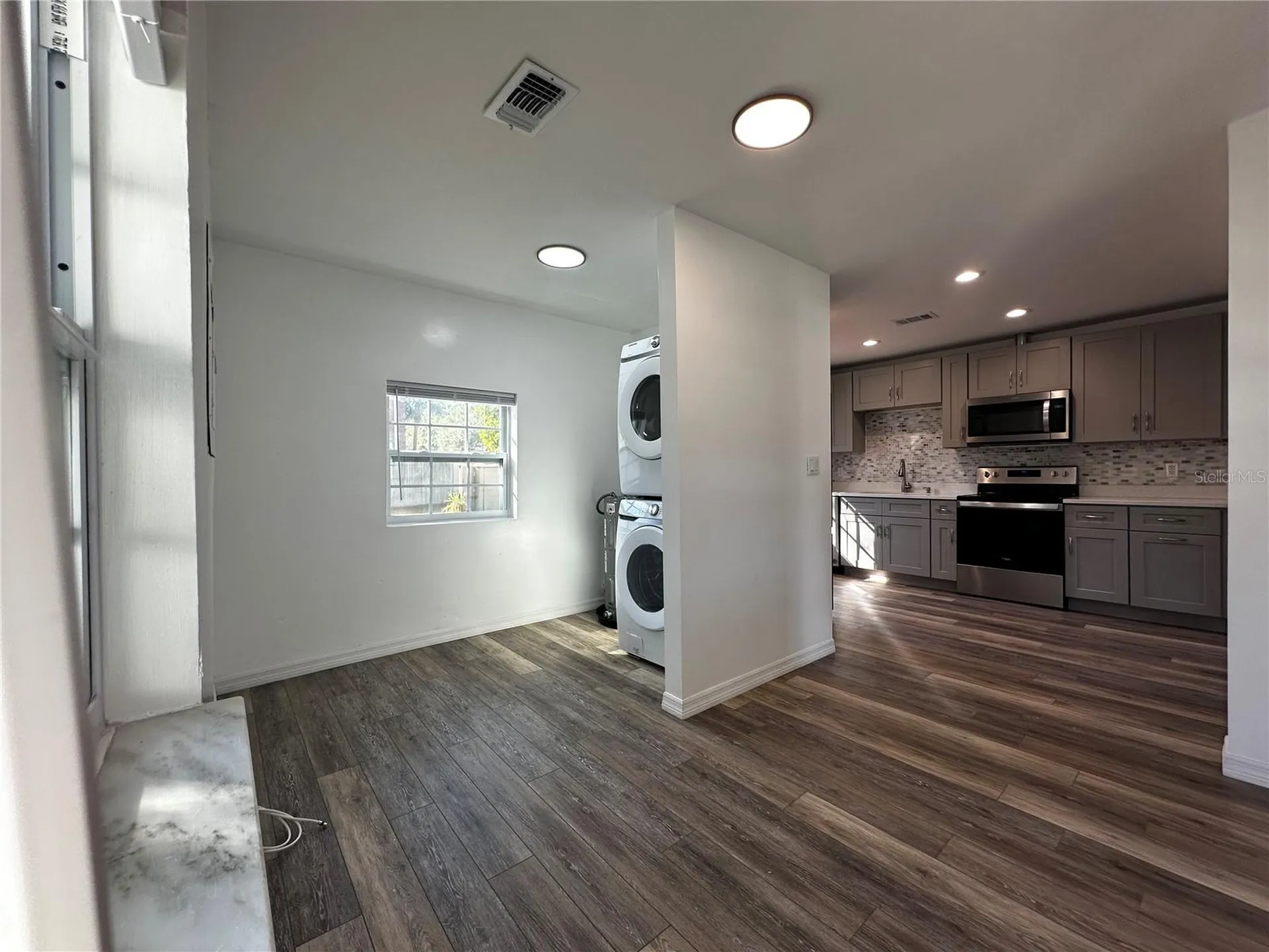 216 David Avenue Clearwater FL 33759
