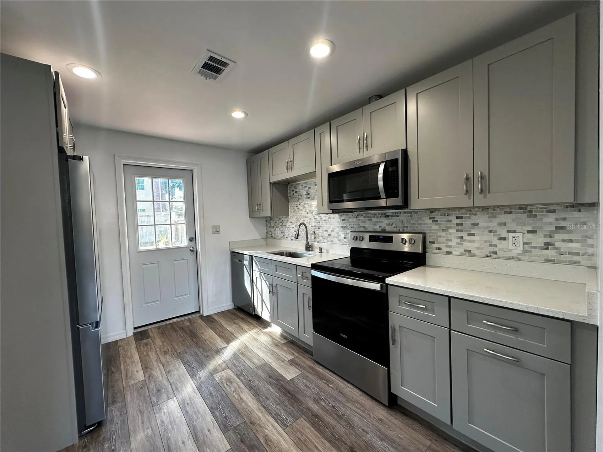 216 David Avenue Clearwater FL 33759
