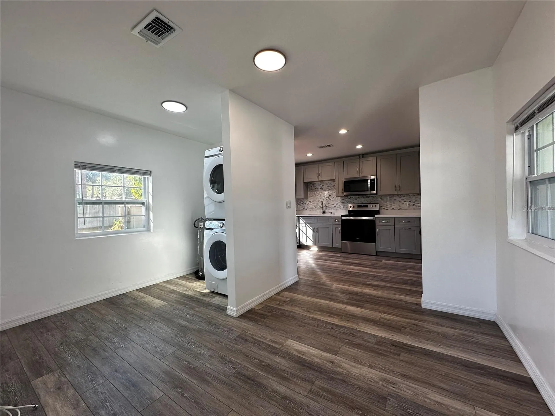216 David Avenue Clearwater FL 33759