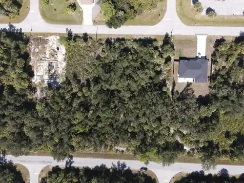 17340 Poston Avenue Port Charlotte FL 33948