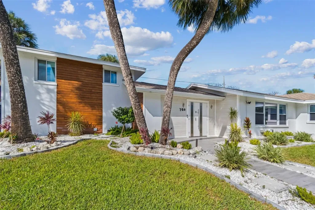 760 Bohenia Circle S Clearwater Beach FL 33767