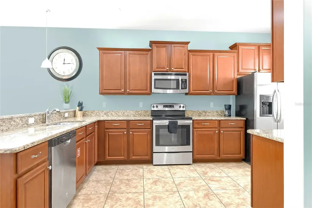 1401 Moon Valley Drive Davenport FL 33896